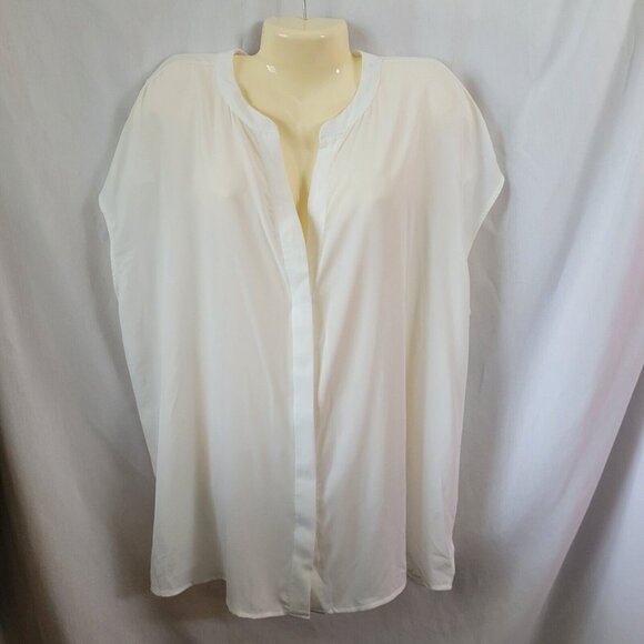NEW Eloquii sz 22 White Blouse Button up notch hidden placket cap sleeves NWT - Picture 1 of 14